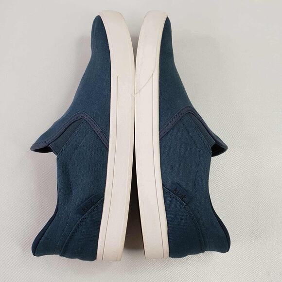 Kizik Venice Sneakers Unisex Blue Slip On Mens 8.5 Women’s Size 10 Wide Shoes - Picture 6 of 9